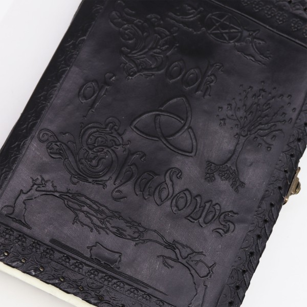 Cuaderno Grande de las Sombras - Negro con Bordes Desgastados