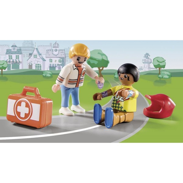 Playmobil duck on call accion ambulancia ayuda al piloto de carreras