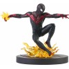 Figura diamond select toys marvel gallery spiderman miles morales