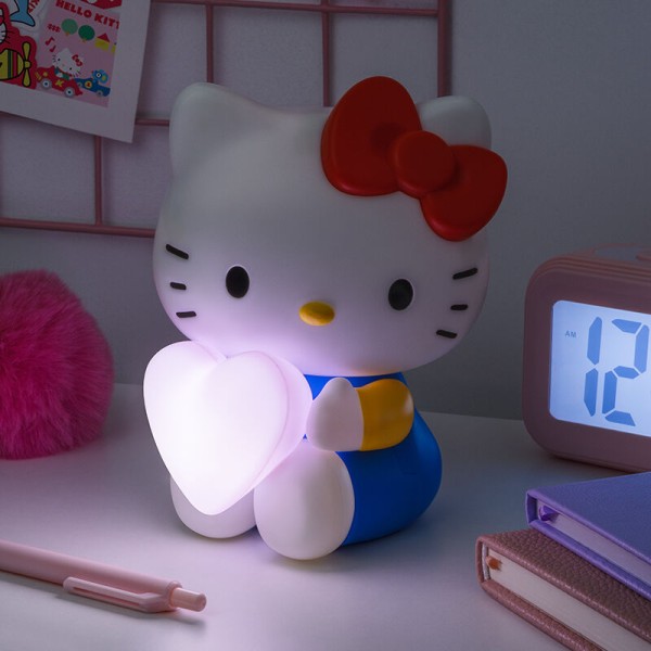 Lámpara 3d paladone hello kitty con corazón 16 cm