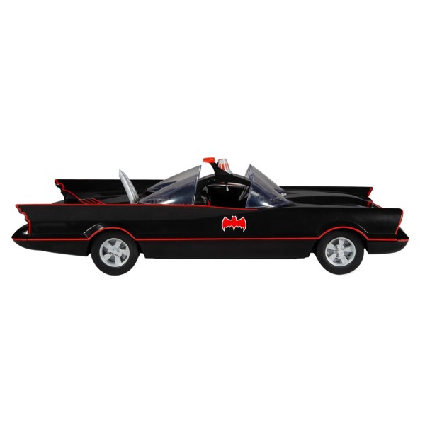 Figura mcfarlane toys dc retro 6in - batman 66 - batmobile