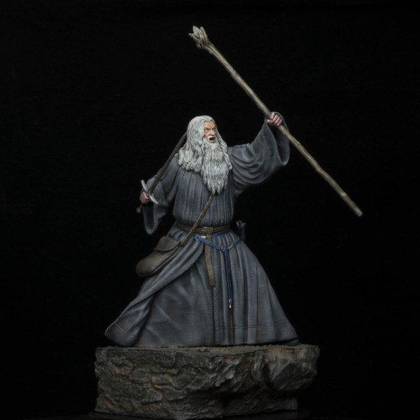 Figura el señor de los anillos gandalf en moria 18 cm