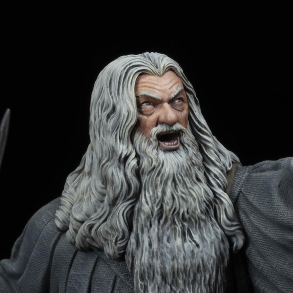 Figura el señor de los anillos gandalf en moria 18 cm