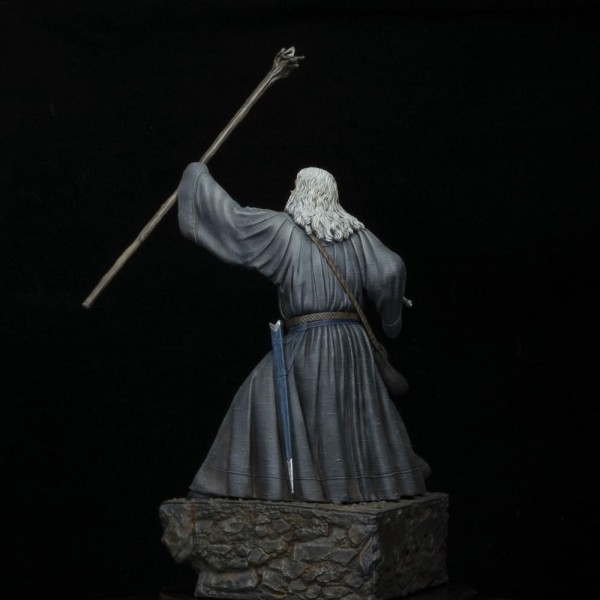 Figura el señor de los anillos gandalf en moria 18 cm