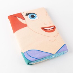 Toalla Ariel La Sirenita Disney microfibra 70x140cm. Composición: 100% poliester. 250 gsm.