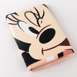Toalla Minnie Disney microfibra 70x140cm. Composición: 100% poliester. 250 gsm.