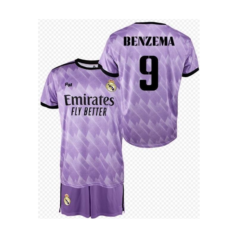Conjunto Real Madrid Niño Camiseta y PantalÃ³n Benzema T.4 Temporada 2022-23 Replica